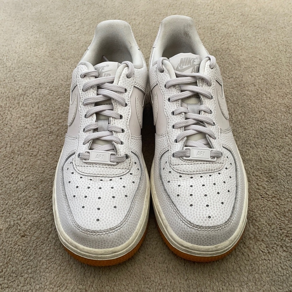 Nike Air Force 1 size 5W